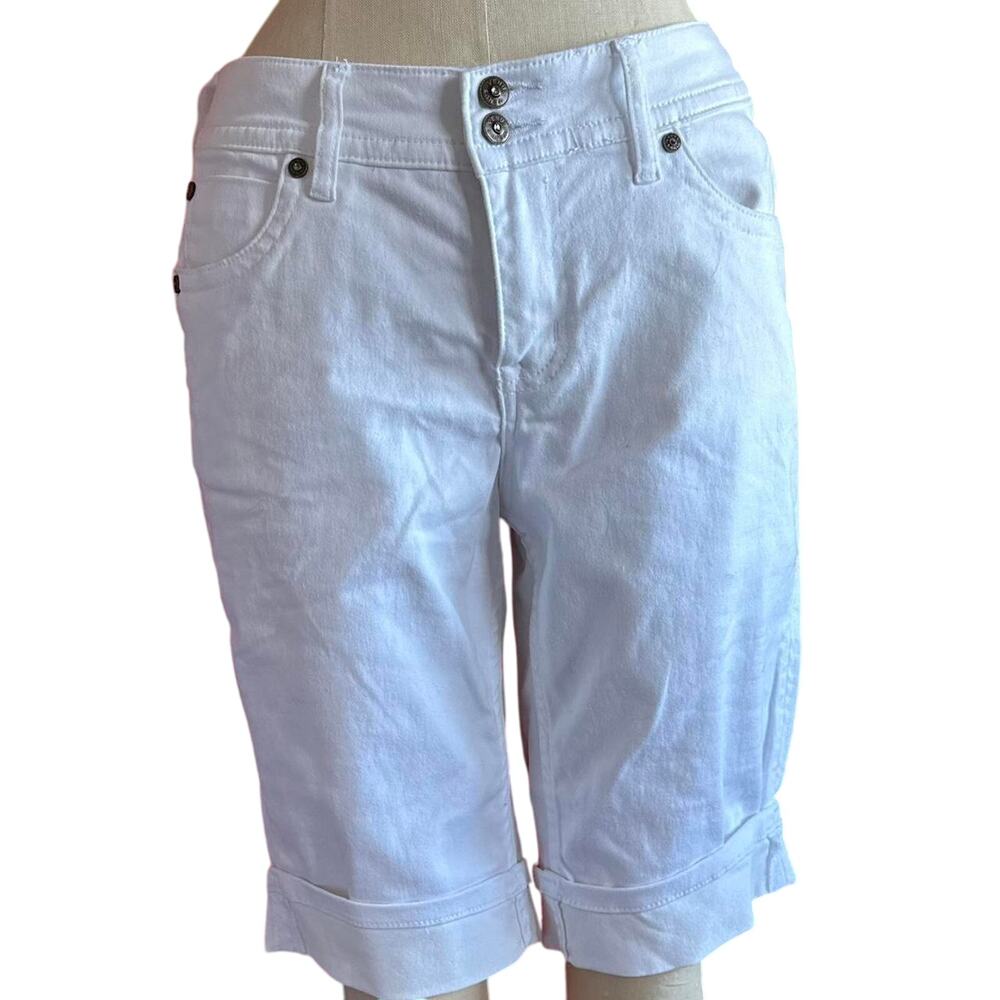 Womens Shorts Size 10 White Bermuda Casual Resort Wear